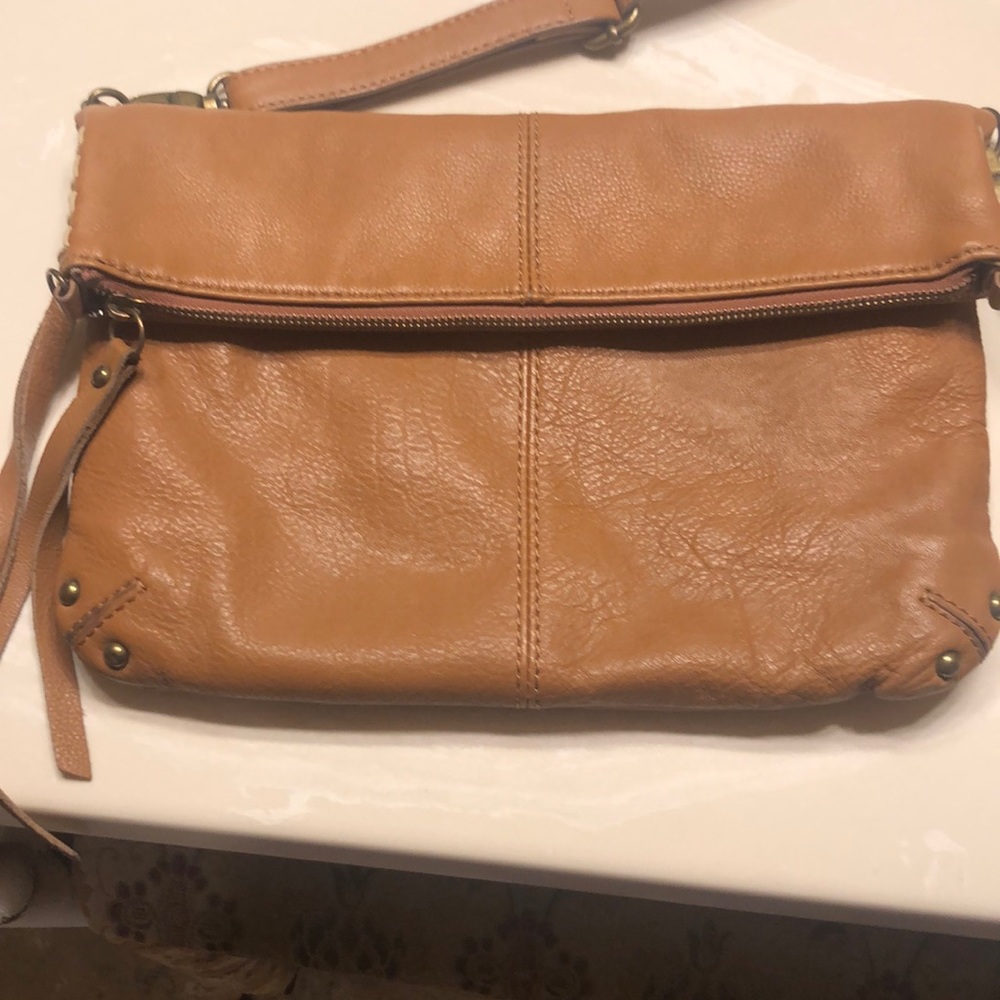 Lucky Brand purse. Excellent condition.